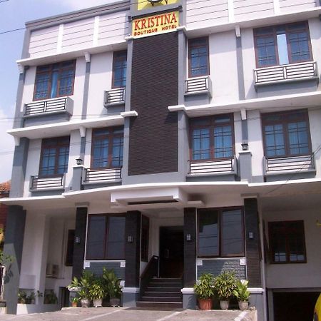 Hotel Kristina Malioboro ยอกยาการ์ตา ภายนอก รูปภาพ