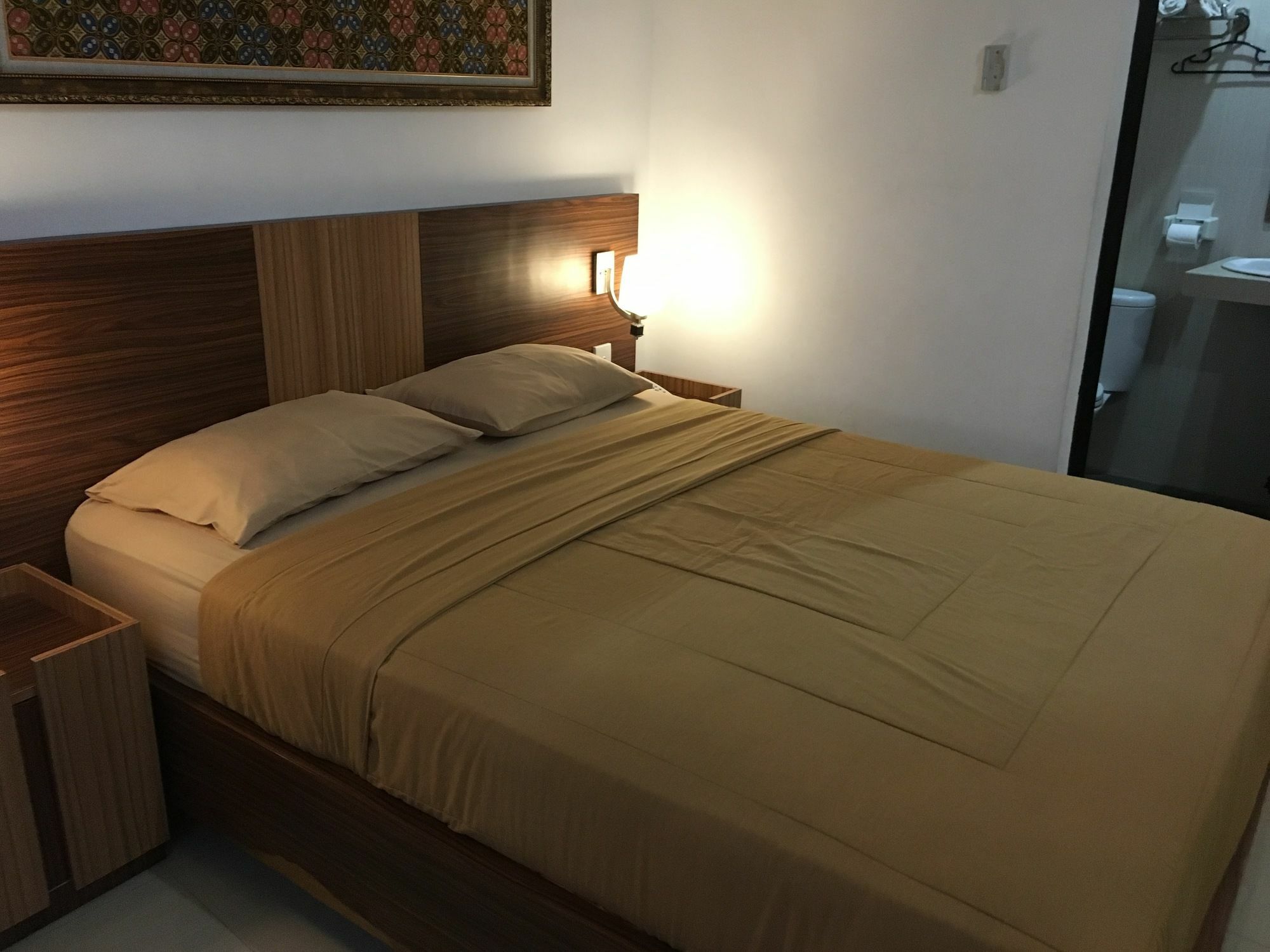 Hotel Kristina Malioboro ยอกยาการ์ตา ภายนอก รูปภาพ